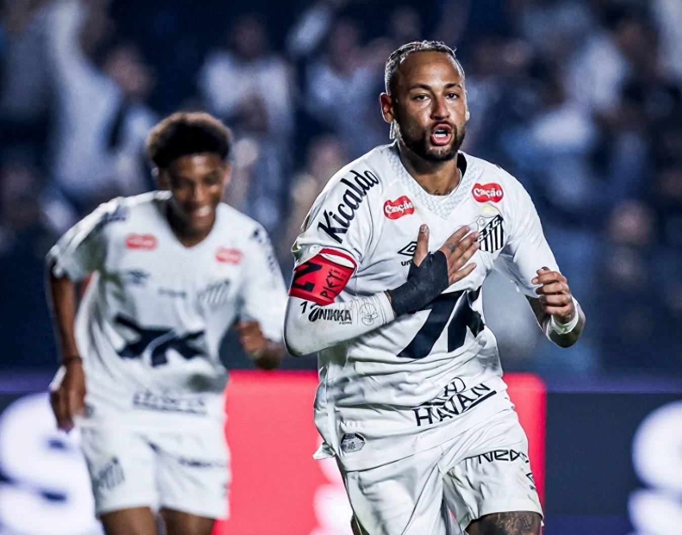 华体会官网-内马尔在切尔西比赛中反败为胜,爆冷引发热议!赛场气氛高涨的简单介绍